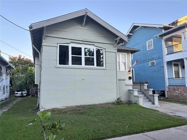2427 Peniston St in New Orleans, LA - Building Photo - Building Photo