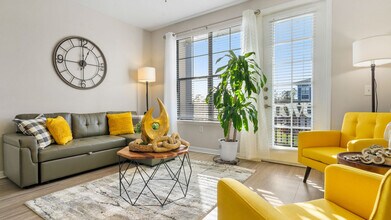 5224 Net Dr in Tampa, FL - Building Photo - Building Photo