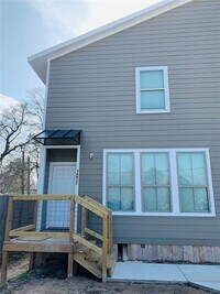 4622 Haywood St photo'