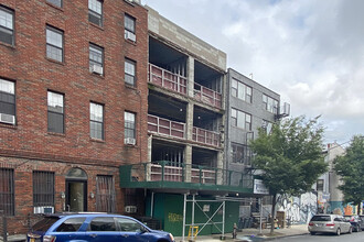 257 Jefferson St in Brooklyn, NY - Building Photo - Building Photo