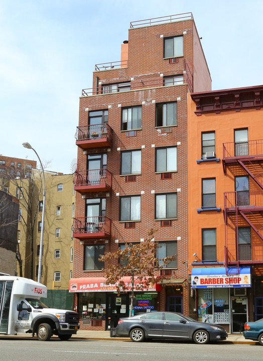 1794 3rd Ave in New York, NY - Building Photo