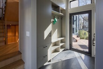 201.5 Lakeview Ave in Cambridge, MA - Building Photo - Building Photo