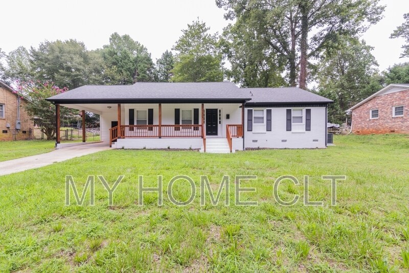 1808 Taylor Dr in Gastonia, NC - Building Photo