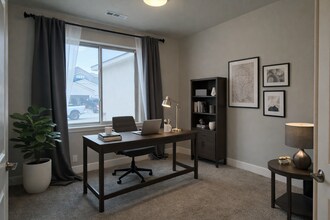 5613 W 30th Ave in Kennewick, WA - Building Photo - Building Photo