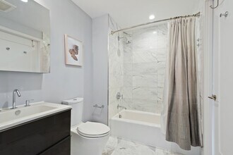 45 Sutton Square SW, Unit 1111 in Washington, DC - Building Photo - Building Photo