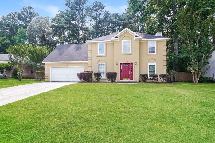 686 Low Meadow Dr in Evans, GA - Building Photo