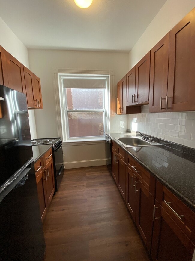 property at 5 Walbridge St