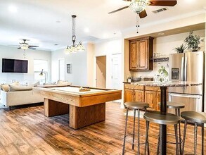 16308 Lake Loop in Austin, TX - Building Photo - Building Photo