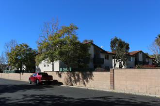 Sycamore Villas in Carlsbad, CA - Building Photo - Building Photo