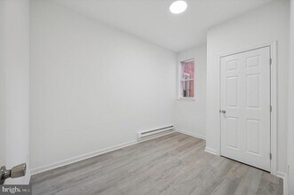 705 S 60th St in Philadelphia, PA - Building Photo - Building Photo