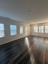 1313 Pate Farm Ln in Durham, NC - Foto de edificio - Building Photo