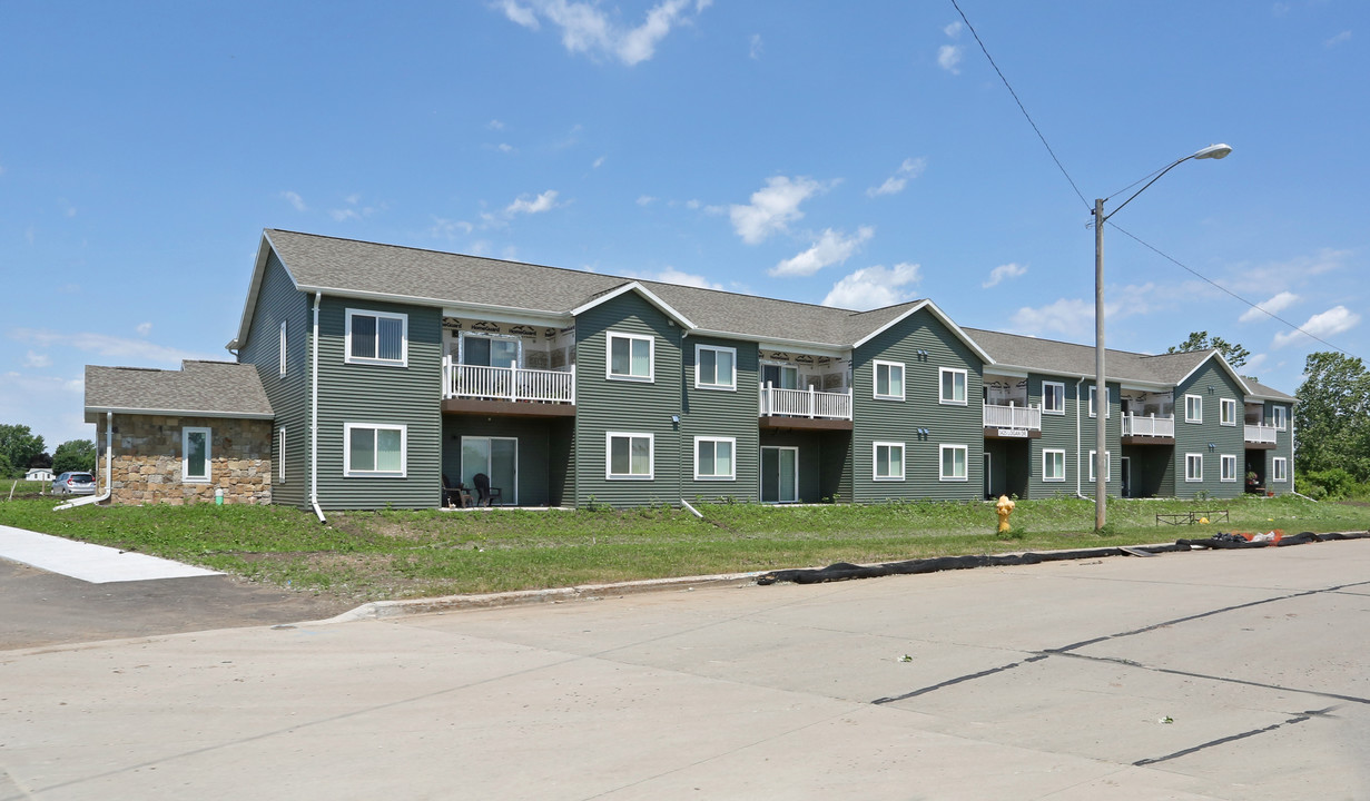 3421-3445 Logan Dr in Oshkosh, WI - Foto de edificio