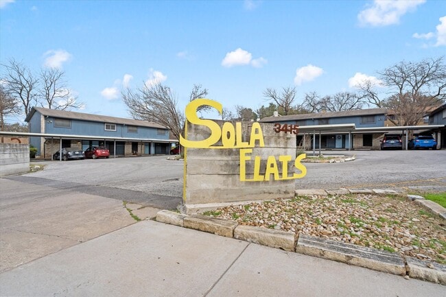 property at 3415 Menchaca Rd