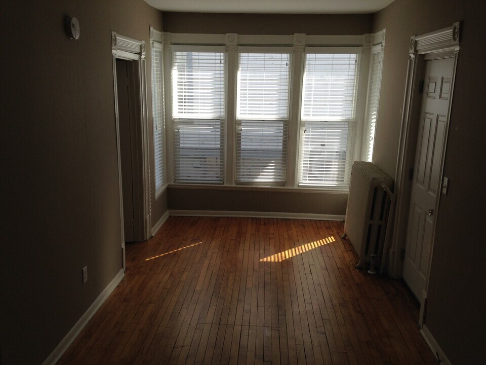 1607 Hewitt Ave in St. Paul, MN - Building Photo
