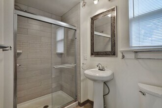 1611 Summit St in Columbus, OH - Building Photo - Building Photo