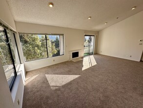 5745 Friars Rd, Unit 122 in San Diego, CA - Building Photo - Building Photo