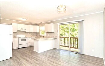 758 Amber Dr in Fayetteville, NC - Foto de edificio - Building Photo