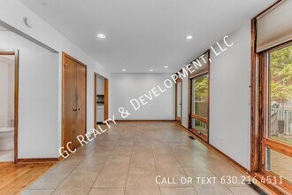5217 S University Ave in Chicago, IL - Building Photo - Building Photo