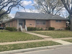 10405 Longmeadow Dr in Dallas, TX - Building Photo - Building Photo