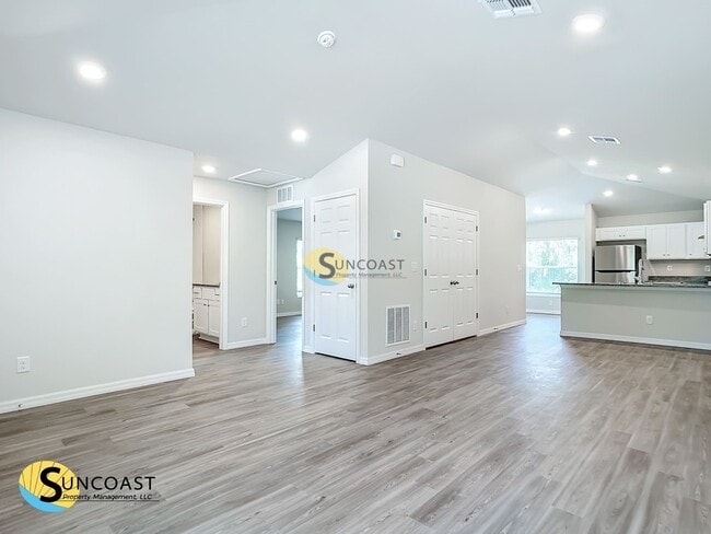 2112 Dorion St in Port Charlotte, FL - Building Photo - Building Photo