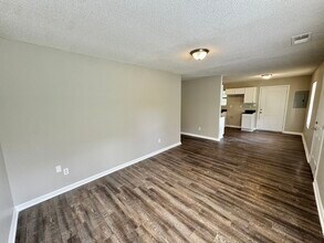 1730 Swift St in Memphis, TN - Building Photo - Building Photo