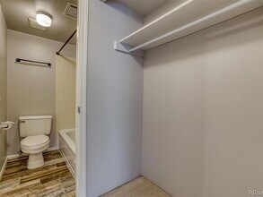 6400 S Dayton St in Englewood, CO - Building Photo - Building Photo