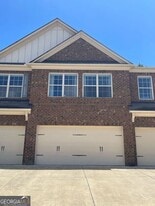 804 Pleasant Hill Rd in Lilburn, GA - Building Photo