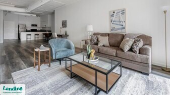 222 E Saratoga St in Baltimore, MD - Building Photo