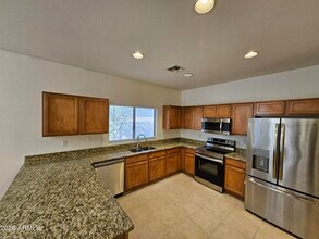 17727 W Marshall Ln in Surprise, AZ - Building Photo - Building Photo