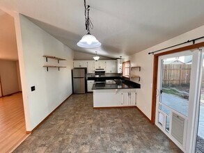 6214 57th Ave SE in Lacey, WA - Building Photo - Building Photo