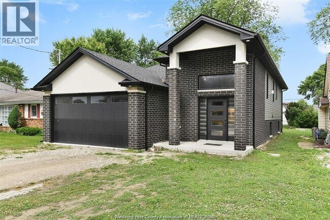 522 Lesperance Rd in Windsor, ON - Building Photo - Building Photo