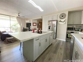 2333 Kapiolani Blvd in Honolulu, HI - Building Photo