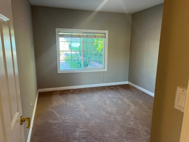 413 S Colt St in Anaheim, CA - Building Photo - Building Photo