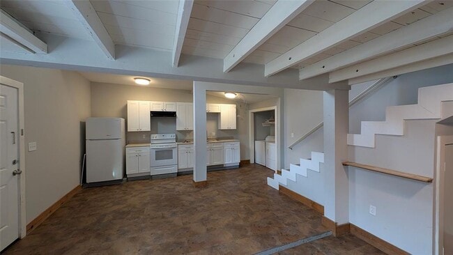 property at 539 Hoffman St