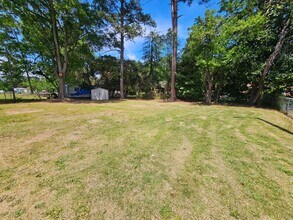 7526 Bridgeman Dr in Fayetteville, NC - Building Photo - Building Photo