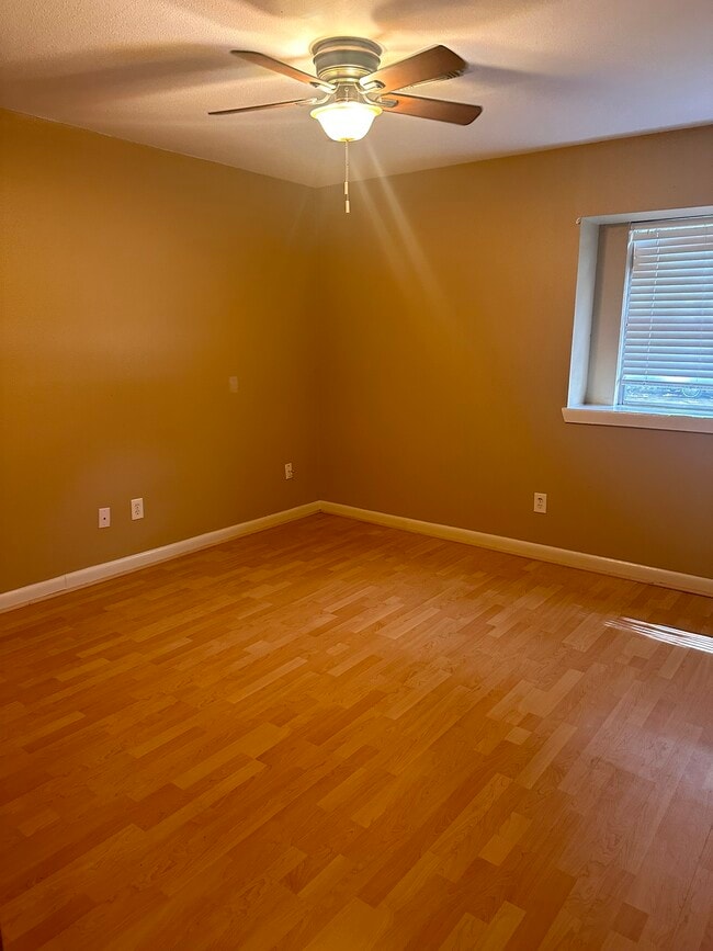 5830 Effingham Dr in Houston, TX - Building Photo - Building Photo