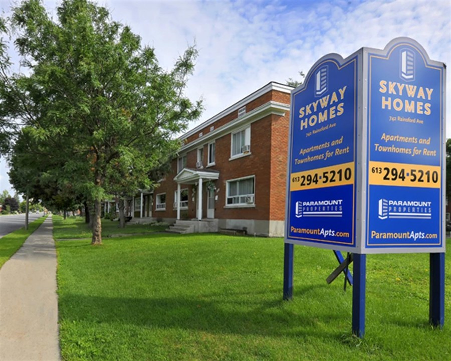 Skyway Homes in Ottawa, ON - Building Photo