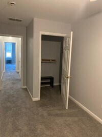 2106 Jefferson St photo'