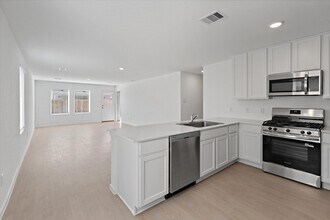 28731 Texas Plns Dr in Hockley, TX - Building Photo - Building Photo