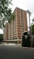 Schuyler-Dekalb Apartments