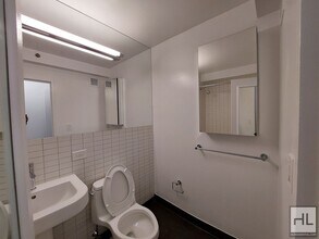 East 39th Street in New York, NY - Building Photo - Building Photo