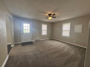 213 W Allison St in Andover, KS - Building Photo - Building Photo