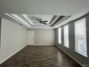 1312 Alta Vista Dr, Unit 3 in Progreso Lakes, TX - Building Photo - Building Photo