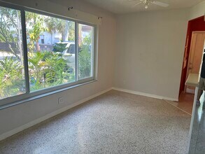 1724 NE 16th Terrace in Fort Lauderdale, FL - Building Photo - Building Photo