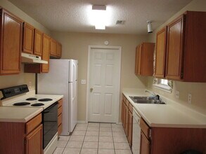 3456 Vassar St in Fayetteville, AR - Building Photo - Building Photo