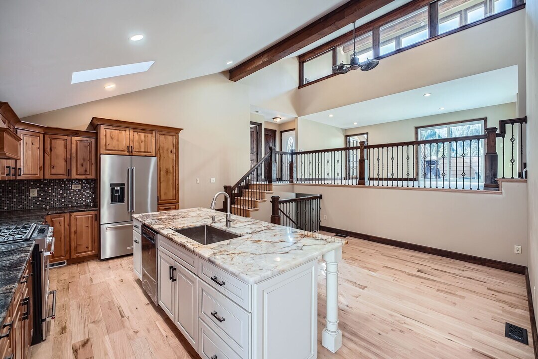 4595 Bighorn Rd in Vail, CO - Foto de edificio