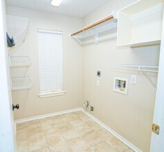 23 N Merryweather Cir in Conroe, TX - Foto de edificio - Building Photo