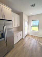 34-34 W Valley Cir in West Warwick, RI - Building Photo - Building Photo