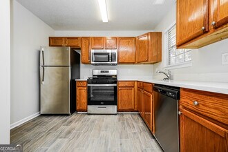 4610 Idlewood Park in Stonecrest, GA - Building Photo - Building Photo