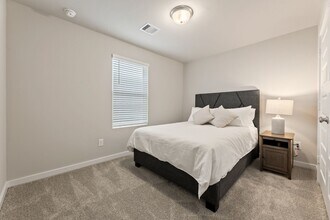 15427 Dapple Blf Ln in Conroe, TX - Building Photo - Building Photo